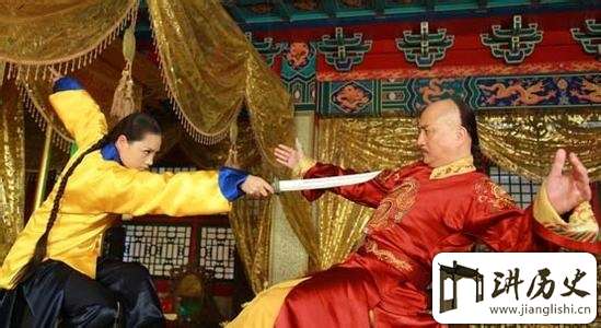 雍正接了颗金头!雍正的棺内为何只有尸体没有头