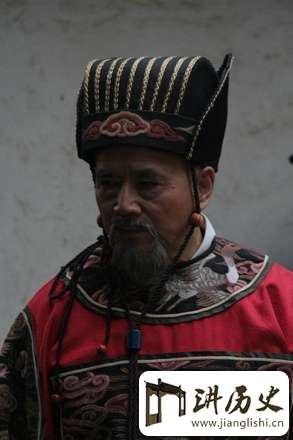 宋朝史上一代权臣严嵩:如何攀爬到权力巅峰?