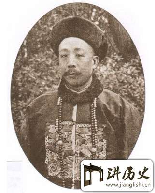 早期北大校长雷人事:蔡元培两任校长七辞职位