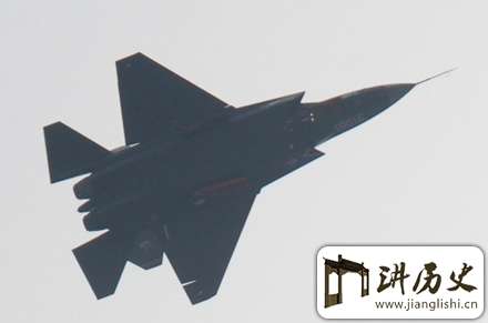 外媒:中国空军五方面挑战美军 令人害怕!