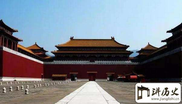 深宫秘档:揭秘清朝皇室子孙的取名“潜”原则