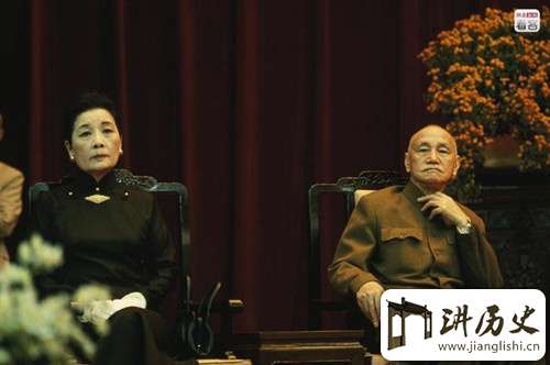 东陵被盗蒋介石不闻不问 溥仪怒走东北投靠日本