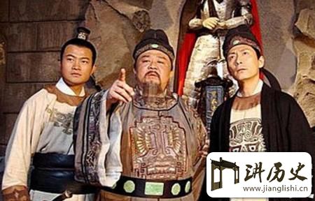 <rb>一</rb><rt>yī</rt><rb>年</rb><rt>nián</rt><rb>断</rb><rt>duàn</rt><rb>案</rb><rt>àn</rt>1.7<rb>万</rb><rt>wàn</rt><rb>起</rb><rt>qǐ</rt>:<rb>狄</rb><rt>dí</rt><rb>仁</rb><rt>rén</rt><rb>杰</rb><rt>jié</rt><rb>绝</rb><rt>jué</rt><rb>对</rb><rt>duì</rt><rb>是</rb><rt>shì</rt><rb>神</rb><rt>shén</rt><rb>探</rb><rt>tàn</rt><rb>中</rb><rt>zhōng</rt><rb>的</rb><rt>de</rt><rb>战</rb><rt>zhàn</rt><rb>斗</rb><rt>dòu</rt><rb>机</rb><rt>jī</rt>