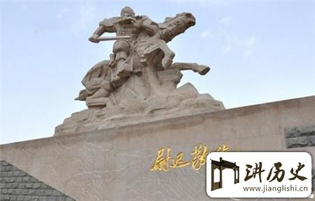 <rb>尉</rb><rt>wèi</rt><rb>迟</rb><rt>chí</rt><rb>恭</rb><rt>gōng</rt><rb>为</rb><rt>wéi</rt><rb>何</rb><rt>hé</rt><rb>不</rb><rt>bú</rt><rb>娶</rb><rt>qǔ</rt><rb>李</rb><rt>lǐ</rt><rb>世</rb><rt>shì</rt><rb>民</rb><rt>mín</rt><rb>女</rb><rt>nǚ</rt><rb>儿</rb><rt>ér</rt>?<rb>并</rb><rt>bìng</rt><rb>非</rb><rt>fēi</rt><rb>不</rb><rt>bú</rt><rb>舍</rb><rt>shě</rt><rb>糟</rb><rt>zāo</rt><rb>糠</rb><rt>kāng</rt><rb>之</rb><rt>zhī</rt><rb>妻</rb><rt>qī</rt>