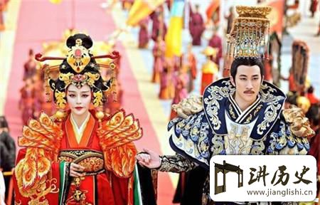 <rb>唐</rb><rt>táng</rt><rb>高</rb><rt>gāo</rt><rb>宗</rb><rt>zōng</rt><rb>如</rb><rt>rú</rt><rb>此</rb><rt>cǐ</rt><rb>虚</rb><rt>xū</rt><rb>心</rb><rt>xīn</rt><rb>诚</rb><rt>chéng</rt><rb>意</rb><rt>yì</rt><rb>为</rb><rt>wéi</rt><rb>何</rb><rt>hé</rt><rb>还</rb><rt>hái</rt><rb>听</rb><rt>tīng</rt><rb>不</rb><rt>bú</rt><rb>到</rb><rt>dào</rt><rb>批</rb><rt>pī</rt><rb>评</rb><rt>píng</rt><rb>和</rb><rt>hé</rt><rb>意</rb><rt>yì</rt><rb>见</rb><rt>jiàn</rt>?