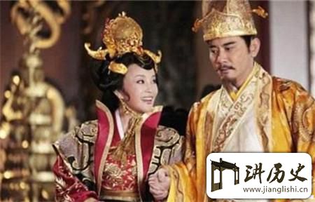 <rb>李</rb><rt>lǐ</rt><rb>世</rb><rt>shì</rt><rb>民</rb><rt>mín</rt><rb>众</rb><rt>zhòng</rt><rb>多</rb><rt>duō</rt><rb>儿</rb><rt>ér</rt><rb>子</rb><rt>zǐ</rt><rb>为</rb><rt>wéi</rt><rb>何</rb><rt>hé</rt><rb>唯</rb><rt>wéi</rt><rb>独</rb><rt>dú</rt><rb>选</rb><rt>xuǎn</rt><rb>了</rb><rt>le</rt><rb>最</rb><rt>zuì</rt><rb>软</rb><rt>ruǎn</rt><rb>弱</rb><rt>ruò</rt><rb>的</rb><rt>de</rt><rb>李</rb><rt>lǐ</rt><rb>治</rb><rt>zhì</rt>?