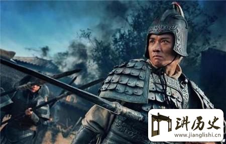 <rb>赵</rb><rt>zhào</rt><rb>云</rb><rt>yún</rt><rb>勇</rb><rt>yǒng</rt><rb>猛</rb><rt>měng</rt><rb>无</rb><rt>wú</rt><rb>比</rb><rt>bǐ</rt><rb>为</rb><rt>wéi</rt><rb>什</rb><rt>shí</rt><rb>么</rb><rt>me</rt><rb>诸</rb><rt>zhū</rt><rb>葛</rb><rt>gě</rt><rb>亮</rb><rt>liàng</rt><rb>不</rb><rt>bú</rt><rb>肯</rb><rt>kěn</rt><rb>重</rb><rt>zhòng</rt><rb>用</rb><rt>yòng</rt><rb>他</rb><rt>tā</rt>?