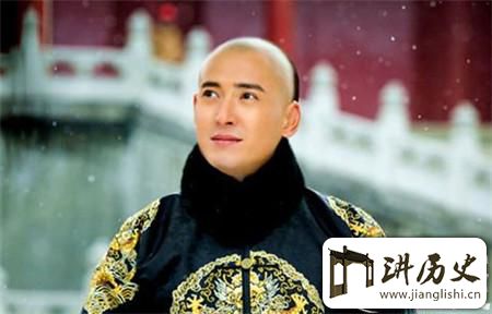 <rb>多</rb><rt>duō</rt><rb>尔</rb><rt>ěr</rt><rb>衮</rb><rt>gǔn</rt><rb>不</rb><rt>bú</rt><rb>仅</rb><rt>jǐn</rt><rb>战</rb><rt>zhàn</rt><rb>功</rb><rt>gōng</rt><rb>卓</rb><rt>zhuó</rt><rb>著</rb><rt>zhe</rt><rb>拍</rb><rt>pāi</rt><rb>马</rb><rt>mǎ</rt><rb>屁</rb><rt>pì</rt><rb>的</rb><rt>de</rt><rb>本</rb><rt>běn</rt><rb>事</rb><rt>shì</rt><rb>也</rb><rt>yě</rt><rb>一</rb><rt>yī</rt><rb>流</rb><rt>liú</rt>