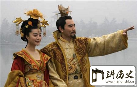<rb>安</rb><rt>ān</rt><rb>禄</rb><rt>lù</rt><rb>山</rb><rt>shān</rt><rb>反</rb><rt>fǎn</rt><rb>唐</rb><rt>táng</rt><rb>为</rb><rt>wéi</rt><rb>何</rb><rt>hé</rt>3<rb>年</rb><rt>nián</rt><rb>就</rb><rt>jiù</rt><rb>被</rb><rt>bèi</rt><rb>杀</rb><rt>shā</rt>:<rb>易</rb><rt>yì</rt><rb>怒</rb><rt>nù</rt><rb>引</rb><rt>yǐn</rt><rb>众</rb><rt>zhòng</rt><rb>叛</rb><rt>pàn</rt><rb>亲</rb><rt>qīn</rt><rb>离</rb><rt>lí</rt>