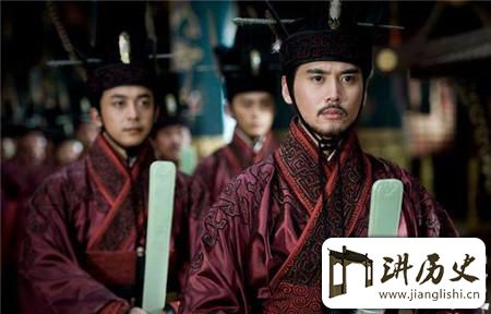 <rb>班</rb><rt>bān</rt><rb>超</rb><rt>chāo</rt><rb>有</rb><rt>yǒu</rt><rb>多</rb><rt>duō</rt><rb>牛</rb><rt>niú</rt>?<rb>没</rb><rt>méi</rt><rb>有</rb><rt>yǒu</rt><rb>他</rb><rt>tā</rt><rb>汉</rb><rt>hàn</rt><rb>朝</rb><rt>cháo</rt><rb>版</rb><rt>bǎn</rt><rb>图</rb><rt>tú</rt><rb>将</rb><rt>jiāng</rt><rb>减</rb><rt>jiǎn</rt><rb>少</rb><rt>shǎo</rt><rb>三</rb><rt>sān</rt><rb>分</rb><rt>fèn</rt><rb>之</rb><rt>zhī</rt><rb>一</rb><rt>yī</rt>
