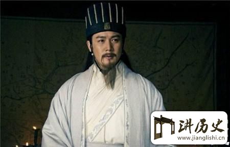 <rb>诸</rb><rt>zhū</rt><rb>葛</rb><rt>gě</rt><rb>亮</rb><rt>liàng</rt><rb>为</rb><rt>wéi</rt><rb>何</rb><rt>hé</rt><rb>不</rb><rt>bú</rt><rb>把</rb><rt>bǎ</rt><rb>平</rb><rt>píng</rt><rb>生</rb><rt>shēng</rt><rb>所</rb><rt>suǒ</rt><rb>学</rb><rt>xué</rt><rb>传</rb><rt>chuán</rt><rb>授</rb><rt>shòu</rt><rb>于</rb><rt>yú</rt><rb>儿</rb><rt>ér</rt><rb>子</rb><rt>zǐ</rt><rb>诸</rb><rt>zhū</rt><rb>葛</rb><rt>gě</rt><rb>瞻</rb><rt>zhān</rt>?