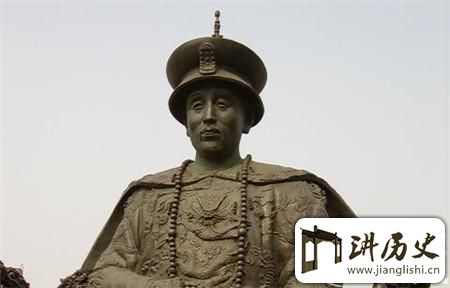 <rb>清</rb><rt>qīng</rt><rb>朝</rb><rt>cháo</rt><rb>人</rb><rt>rén</rt><rb>才</rb><rt>cái</rt><rb>众</rb><rt>zhòng</rt><rb>多</rb><rt>duō</rt><rb>雍</rb><rt>yōng</rt><rb>正</rb><rt>zhèng</rt><rb>为</rb><rt>wéi</rt><rb>什</rb><rt>shí</rt><rb>么</rb><rt>me</rt><rb>会</rb><rt>huì</rt><rb>选</rb><rt>xuǎn</rt><rb>择</rb><rt>zé</rt><rb>信</rb><rt>xìn</rt><rb>任</rb><rt>rèn</rt><rb>一</rb><rt>yī</rt><rb>个</rb><rt>gè</rt><rb>文</rb><rt>wén</rt><rb>盲</rb><rt>máng</rt>?
