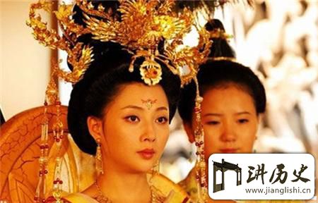 <rb>唐</rb><rt>táng</rt><rb>玄</rb><rt>xuán</rt><rb>宗</rb><rt>zōng</rt><rb>的</rb><rt>de</rt><rb>宠</rb><rt>chǒng</rt><rb>妃</rb><rt>fēi</rt><rb>武</rb><rt>wǔ</rt><rb>惠</rb><rt>huì</rt><rb>妃</rb><rt>fēi</rt><rb>儿</rb><rt>ér</rt><rb>子</rb><rt>zǐ</rt><rb>嗣</rb><rt>sì</rt><rb>一</rb><rt>yī</rt><rb>下</rb><rt>xià</rt><rb>场</rb><rt>chǎng</rt><rb>是</rb><rt>shì</rt><rb>怎</rb><rt>zěn</rt><rb>样</rb><rt>yàng</rt><rb>的</rb><rt>de</rt>?
