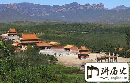 <rb>光</rb><rt>guāng</rt><rb>绪</rb><rt>xù</rt><rb>死</rb><rt>sǐ</rt><rb>亡</rb><rt>wáng</rt><rb>的</rb><rt>de</rt><rb>另</rb><rt>lìng</rt><rb>一</rb><rt>yī</rt><rb>种</rb><rt>zhǒng</rt><rb>说</rb><rt>shuō</rt><rb>法</rb><rt>fǎ</rt>:<rb>死</rb><rt>sǐ</rt><rb>于</rb><rt>yú</rt><rb>慈</rb><rt>cí</rt><rb>禧</rb><rt>xǐ</rt><rb>的</rb><rt>de</rt><rb>毒</rb><rt>dú</rt><rb>酸</rb><rt>suān</rt><rb>奶</rb><rt>nǎi</rt>?