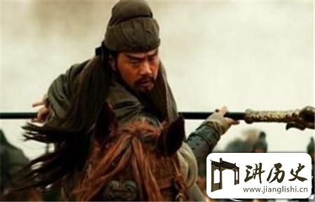 <rb>不</rb><rt>bú</rt><rb>解</rb><rt>jiě</rt>!<rb>武</rb><rt>wǔ</rt><rb>圣</rb><rt>shèng</rt><rb>关</rb><rt>guān</rt><rb>羽</rb><rt>yǔ</rt><rb>为</rb><rt>wéi</rt><rb>何</rb><rt>hé</rt><rb>在</rb><rt>zài</rt><rb>武</rb><rt>wǔ</rt><rb>将</rb><rt>jiāng</rt><rb>排</rb><rt>pái</rt><rb>名</rb><rt>míng</rt><rb>中</rb><rt>zhōng</rt><rb>越</rb><rt>yuè</rt><rb>排</rb><rt>pái</rt><rb>越</rb><rt>yuè</rt><rb>靠</rb><rt>kào</rt><rb>后</rb><rt>hòu</rt>?