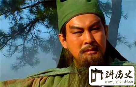 <rb>不</rb><rt>bú</rt><rb>解</rb><rt>jiě</rt>!<rb>武</rb><rt>wǔ</rt><rb>圣</rb><rt>shèng</rt><rb>关</rb><rt>guān</rt><rb>羽</rb><rt>yǔ</rt><rb>为</rb><rt>wéi</rt><rb>何</rb><rt>hé</rt><rb>在</rb><rt>zài</rt><rb>武</rb><rt>wǔ</rt><rb>将</rb><rt>jiāng</rt><rb>排</rb><rt>pái</rt><rb>名</rb><rt>míng</rt><rb>中</rb><rt>zhōng</rt><rb>越</rb><rt>yuè</rt><rb>排</rb><rt>pái</rt><rb>越</rb><rt>yuè</rt><rb>靠</rb><rt>kào</rt><rb>后</rb><rt>hòu</rt>?