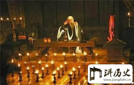 <rb>诸</rb><rt>zhū</rt><rb>葛</rb><rt>gě</rt><rb>亮</rb><rt>liàng</rt><rb>的</rb><rt>de</rt><rb>七</rb><rt>qī</rt><rb>星</rb><rt>xīng</rt><rb>灯</rb><rt>dēng</rt><rb>续</rb><rt>xù</rt><rb>命</rb><rt>mìng</rt><rb>法</rb><rt>fǎ</rt><rb>可</rb><rt>kě</rt><rb>靠</rb><rt>kào</rt><rb>吗</rb><rt>ma</rt>?<rb>有</rb><rt>yǒu</rt><rb>人</rb><rt>rén</rt><rb>续</rb><rt>xù</rt><rb>命</rb><rt>mìng</rt>12<rb>年</rb><rt>nián</rt>