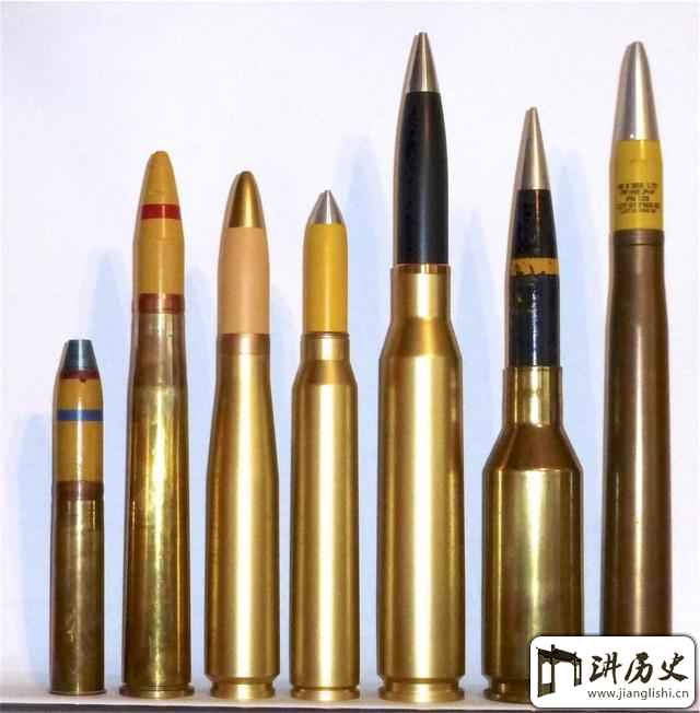 <rb>砰</rb><rt>pēng</rt><rb>砰</rb><rt>pēng</rt><rb>炮</rb><rt>pào</rt><rb>为</rb><rt>wéi</rt><rb>何</rb><rt>hé</rt><rb>敢</rb><rt>gǎn</rt><rb>挥</rb><rt>huī</rt><rb>洒</rb><rt>sǎ</rt><rb>弹</rb><rt>dàn</rt><rb>雨</rb><rt>yǔ</rt>,<rb>光</rb><rt>guāng</rt><rb>库</rb><rt>kù</rt><rb>存</rb><rt>cún</rt><rb>炮</rb><rt>pào</rt><rb>弹</rb><rt>dàn</rt><rb>就</rb><rt>jiù</rt><rb>有</rb><rt>yǒu</rt><rb>上</rb><rt>shàng</rt><rb>亿</rb><rt>yì</rt><rb>发</rb><rt>fā</rt>