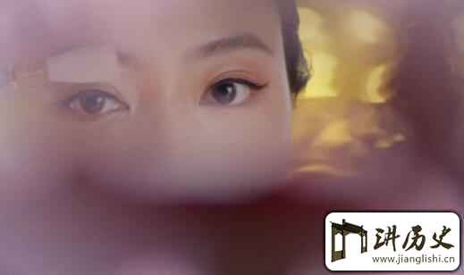 <rb>徐</rb><rt>xú</rt><rb>娘</rb><rt>niáng</rt><rb>半</rb><rt>bàn</rt><rb>老</rb><rt>lǎo</rt><rb>的</rb><rt>de</rt><rb>成</rb><rt>chéng</rt><rb>语</rb><rt>yǔ</rt><rb>都</rb><rt>dōu</rt><rb>知</rb><rt>zhī</rt><rb>道</rb><rt>dào</rt>,<rb>但</rb><rt>dàn</rt><rb>你</rb><rt>nǐ</rt><rb>知</rb><rt>zhī</rt><rb>道</rb><rt>dào</rt><rb>徐</rb><rt>xú</rt><rb>娘</rb><rt>niáng</rt><rb>出</rb><rt>chū</rt><rb>名</rb><rt>míng</rt><rb>是</rb><rt>shì</rt><rb>因</rb><rt>yīn</rt><rb>为</rb><rt>wéi</rt><rb>啥</rb><rt>shá</rt><rb>吗</rb><rt>ma</rt>?