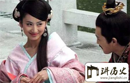 <rb>同</rb><rt>tóng</rt><rb>是</rb><rt>shì</rt><rb>媚</rb><rt>mèi</rt><rb>惑</rb><rt>huò</rt><rb>皇</rb><rt>huáng</rt><rb>帝</rb><rt>dì</rt><rb>为</rb><rt>wéi</rt><rb>何</rb><rt>hé</rt><rb>皇</rb><rt>huáng</rt><rb>帝</rb><rt>dì</rt><rb>一</rb><rt>yī</rt><rb>死</rb><rt>sǐ</rt><rb>赵</rb><rt>zhào</rt><rb>合</rb><rt>hé</rt><rb>德</rb><rt>dé</rt><rb>就</rb><rt>jiù</rt><rb>必</rb><rt>bì</rt><rb>死</rb><rt>sǐ</rt><rb>无</rb><rt>wú</rt><rb>疑</rb><rt>yí</rt>