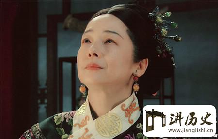 <rb>慈</rb><rt>cí</rt><rb>禧</rb><rt>xǐ</rt><rb>身</rb><rt>shēn</rt><rb>边</rb><rt>biān</rt><rb>的</rb><rt>de</rt><rb>宫</rb><rt>gōng</rt><rb>女</rb><rt>nǚ</rt><rb>揭</rb><rt>jiē</rt><rb>秘</rb><rt>mì</rt><rb>她</rb><rt>tā</rt><rb>过</rb><rt>guò</rt><rb>新</rb><rt>xīn</rt><rb>年</rb><rt>nián</rt><rb>时</rb><rt>shí</rt><rb>要</rb><rt>yào</rt><rb>拜</rb><rt>bài</rt><rb>三</rb><rt>sān</rt><rb>尊</rb><rt>zūn</rt>&ldquo</ruby><ruby><rb>邪</rb><rt>xié</rt>&rdquo</ruby><ruby><rb>神</rb><rt>shén</rt>