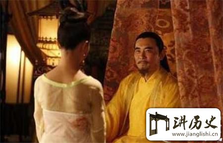 <rb>皇</rb><rt>huáng</rt><rb>帝</rb><rt>dì</rt><rb>为</rb><rt>wéi</rt><rb>何</rb><rt>hé</rt><rb>一</rb><rt>yī</rt><rb>个</rb><rt>gè</rt><rb>比</rb><rt>bǐ</rt><rb>一</rb><rt>yī</rt><rb>个</rb><rt>gè</rt><rb>短</rb><rt>duǎn</rt><rb>命</rb><rt>mìng</rt>?<rb>美</rb><rt>měi</rt><rb>女</rb><rt>nǚ</rt><rb>只</rb><rt>zhī</rt><rb>是</rb><rt>shì</rt><rb>背</rb><rt>bèi</rt><rb>黑</rb><rt>hēi</rt><rb>锅</rb><rt>guō</rt><rb>的</rb><rt>de</rt>