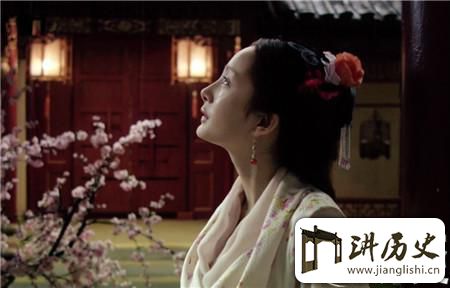 <rb>王</rb><rt>wáng</rt><rb>夫</rb><rt>fū</rt><rb>人</rb><rt>rén</rt><rb>逼</rb><rt>bī</rt><rb>死</rb><rt>sǐ</rt><rb>金</rb><rt>jīn</rt><rb>钏</rb><rt>chuàn</rt><rb>和</rb><rt>hé</rt><rb>晴</rb><rt>qíng</rt><rb>雯</rb><rt>wén</rt><rb>竟</rb><rt>jìng</rt><rb>是</rb><rt>shì</rt><rb>因</rb><rt>yīn</rt><rb>为</rb><rt>wéi</rt><rb>接</rb><rt>jiē</rt><rb>受</rb><rt>shòu</rt><rb>不</rb><rt>bú</rt><rb>了</rb><rt>le</rt><rb>这</rb><rt>zhè</rt><rb>个</rb><rt>gè</rt>?