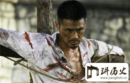 <rb>古</rb><rt>gǔ</rt><rb>代</rb><rt>dài</rt><rb>监</rb><rt>jiān</rt><rb>狱</rb><rt>yù</rt><rb>最</rb><rt>zuì</rt><rb>常</rb><rt>cháng</rt><rb>用</rb><rt>yòng</rt><rb>的</rb><rt>de</rt><rb>酷</rb><rt>kù</rt><rb>刑</rb><rt>xíng</rt><rb>工</rb><rt>gōng</rt><rb>具</rb><rt>jù</rt><rb>一</rb><rt>yī</rt><rb>种</rb><rt>zhǒng</rt><rb>让</rb><rt>ràng</rt><rb>人</rb><rt>rén</rt><rb>不</rb><rt>bú</rt><rb>寒</rb><rt>hán</rt><rb>而</rb><rt>ér</rt><rb>栗</rb><rt>lì</rt>