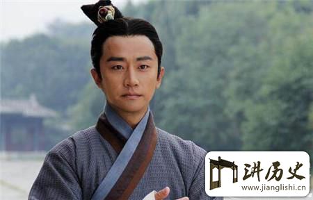 <rb>皇</rb><rt>huáng</rt><rb>帝</rb><rt>dì</rt><rb>有</rb><rt>yǒu</rt><rb>难</rb><rt>nán</rt><rb>大</rb><rt>dà</rt><rb>臣</rb><rt>chén</rt><rb>见</rb><rt>jiàn</rt><rb>死</rb><rt>sǐ</rt><rb>不</rb><rt>bú</rt><rb>救</rb><rt>jiù</rt><rb>复</rb><rt>fù</rt><rb>国</rb><rt>guó</rt><rb>后</rb><rt>hòu</rt><rb>还</rb><rt>hái</rt><rb>好</rb><rt>hǎo</rt><rb>意</rb><rt>yì</rt><rb>思</rb><rt>sī</rt><rb>去</rb><rt>qù</rt><rb>找</rb><rt>zhǎo</rt><rb>他</rb><rt>tā</rt>