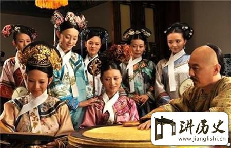 <rb>皇</rb><rt>huáng</rt><rb>帝</rb><rt>dì</rt><rb>供</rb><rt>gòng</rt><rb>养</rb><rt>yǎng</rt><rb>后</rb><rt>hòu</rt><rb>宫</rb><rt>gōng</rt><rb>三</rb><rt>sān</rt><rb>千</rb><rt>qiān</rt><rb>佳</rb><rt>jiā</rt><rb>丽</rb><rt>lì</rt><rb>的</rb><rt>de</rt><rb>惊</rb><rt>jīng</rt><rb>人</rb><rt>rén</rt><rb>花</rb><rt>huā</rt><rb>费</rb><rt>fèi</rt>!<rb>佳</rb><rt>jiā</rt><rb>丽</rb><rt>lì</rt><rb>养</rb><rt>yǎng</rt><rb>不</rb><rt>bú</rt><rb>起</rb><rt>qǐ</rt>