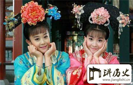 <rb>皇</rb><rt>huáng</rt><rb>权</rb><rt>quán</rt><rb>制</rb><rt>zhì</rt><rb>度</rb><rt>dù</rt><rb>下</rb><rt>xià</rt><rb>的</rb><rt>de</rt><rb>牺</rb><rt>xī</rt><rb>牲</rb><rt>shēng</rt><rb>品</rb><rt>pǐn</rt>:<rb>清</rb><rt>qīng</rt><rb>朝</rb><rt>cháo</rt><rb>公</rb><rt>gōng</rt><rb>主</rb><rt>zhǔ</rt><rb>们</rb><rt>men</rt><rb>的</rb><rt>de</rt><rb>悲</rb><rt>bēi</rt><rb>惨</rb><rt>cǎn</rt><rb>一</rb><rt>yī</rt><rb>生</rb><rt>shēng</rt>